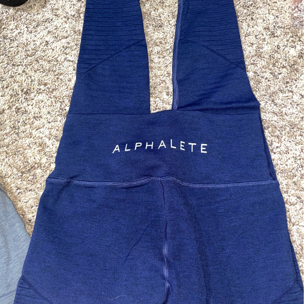 Alphalete leggings